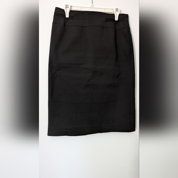 Skirt - Picture 1 of 4